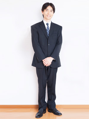 スラックスの正しいサイズの選び方 サイズは 幅 と 丈 に分けると選びやすい Suit Labo スーツラボ